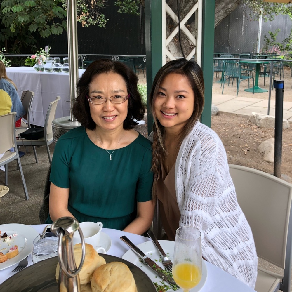 Meet your Posher, Dana